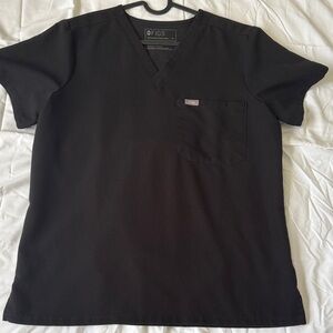 FIGS Catarina Scrub Tops – Black – Medium, small discoloration see picture